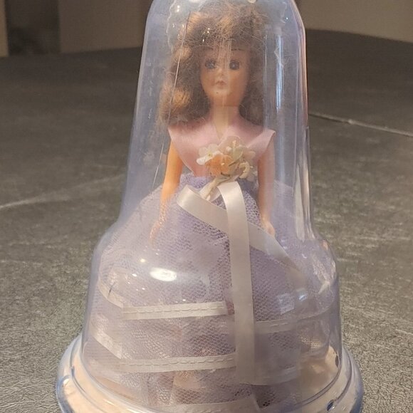 Vintage A&H fair Doll In dome Plastic bell USA - Picture 3 of 8